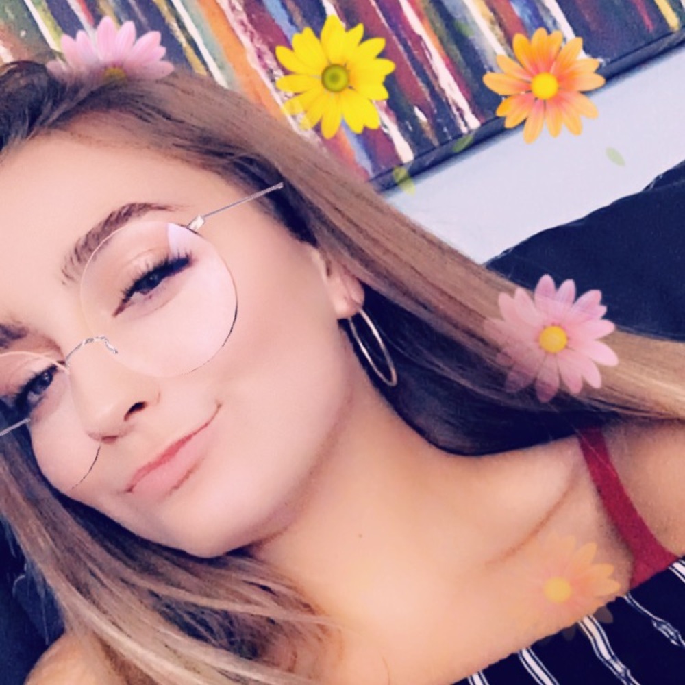 Meet your Posher, Cali